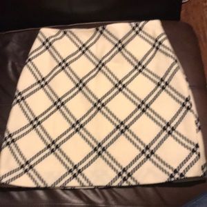 Women skirt Ann Taylor